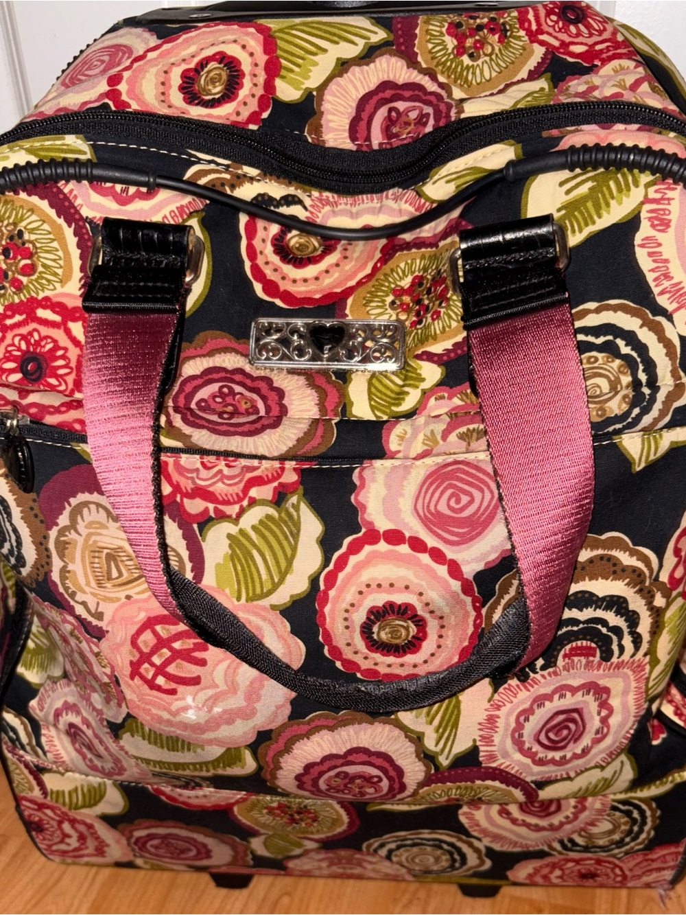 Brighton Canvas Rolling Travel Carry On in Pink and Black - Picture 2 of 10